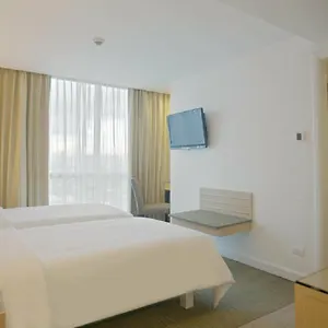 Hotel St Giles Makati, Makati City