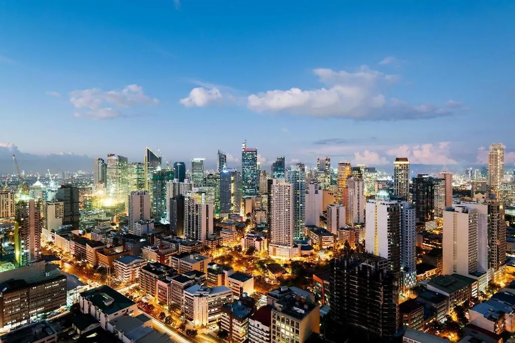 Hotel Staycations Up Above 4 Modern 1Br @ Air Makati City